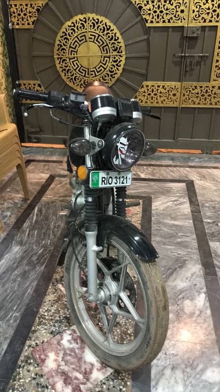 Suzuki 150 GS 0