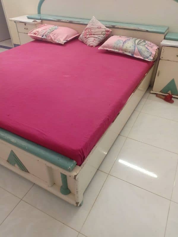 bed room furniture urgent sale 2