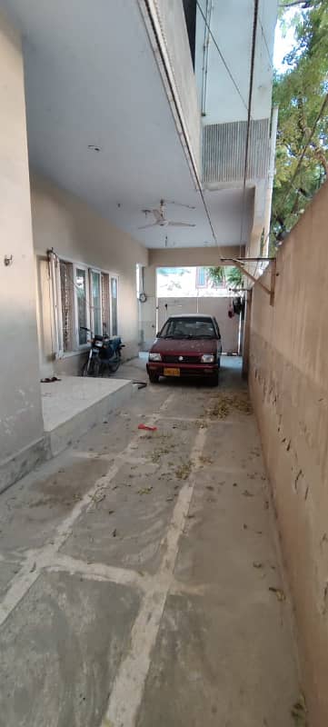 SECTOR 11/B 60 X 36 CORNER, WEST OPEN, GROUND PLUS ONE HOUSE* FIRST LANE FROM MAIN ROAD, 60 FT WIDE ROAD, G+1, NORTH KARACHI 1