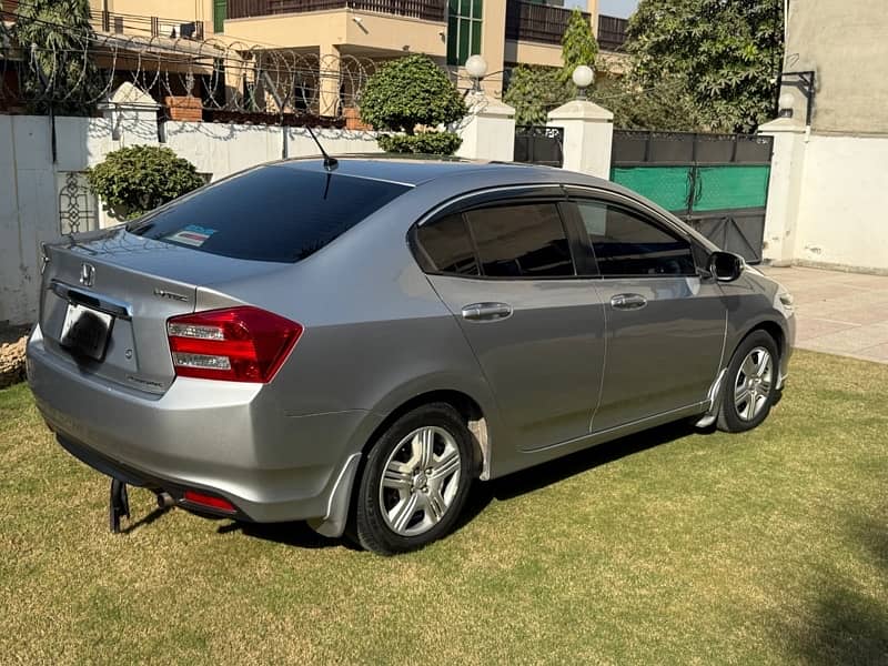 Honda City 1.3 automatic 2016 model total genioun 5