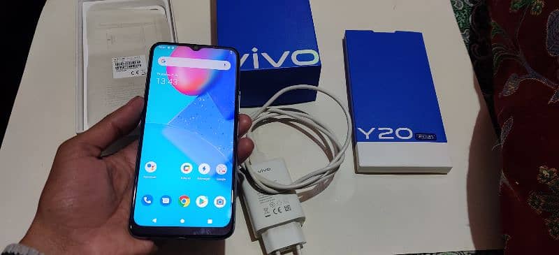 Vivo Y20 4/64 with Original Box Charger 2