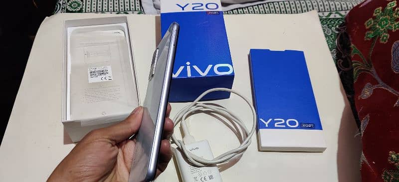 Vivo Y20 4/64 with Original Box Charger 5