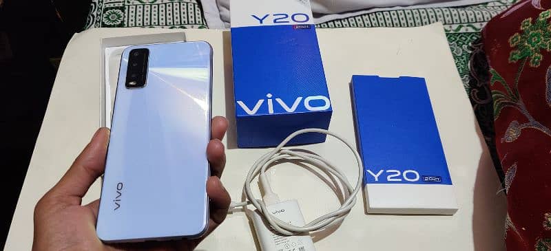 Vivo Y20 4/64 with Original Box Charger 10