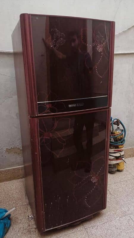 refrigerator orient glass door red colour 2