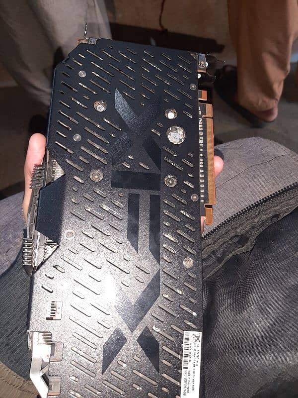 rx 5700xt xfx thick 2 1