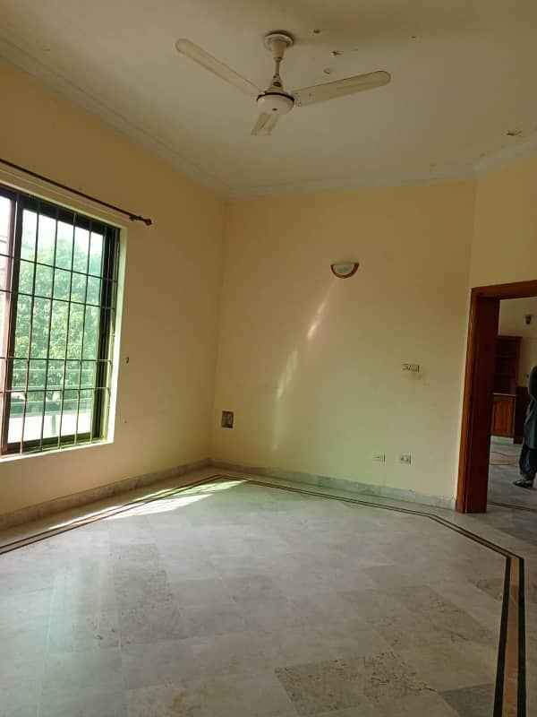 8 Marla Portion For Rent Soan Garden 3