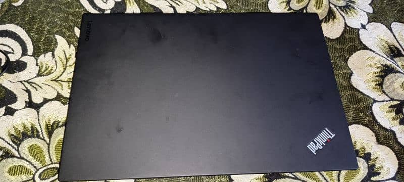 Lenovo x1 carbon i5 7th generation 8gb ram 256gb ssd 0