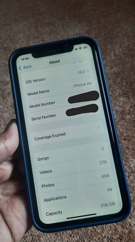 iPhone XR 256 GB 80% Battery 5