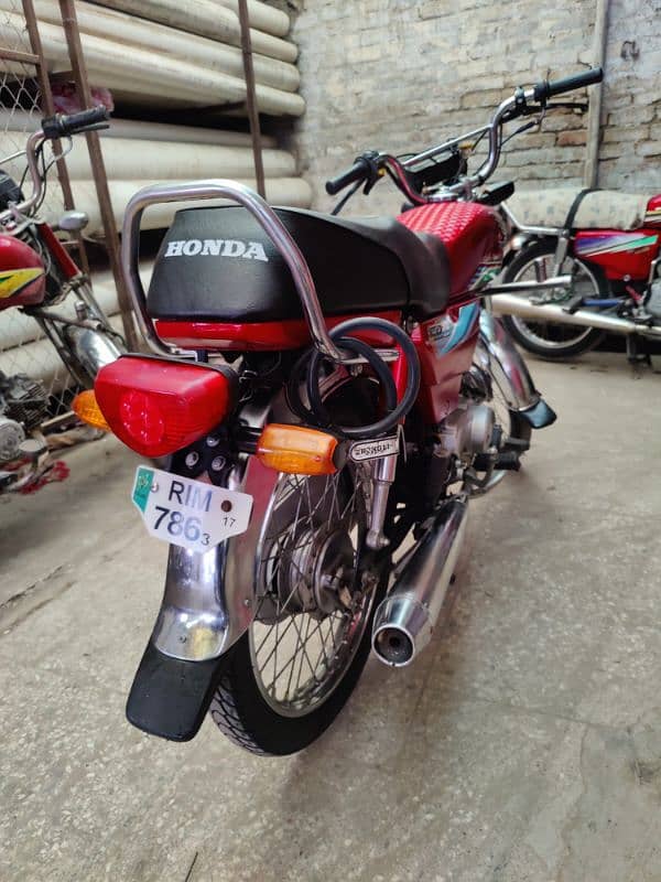 Honda CD 70, 2017 model 4