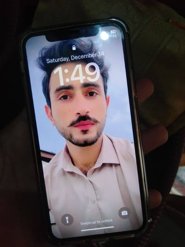 iPhone x Whit colr 256 Non pta but sim working contact03110904264 2