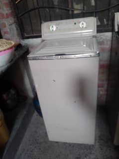 Dryer Machine for sale good condition sirf Moter winding hone wali hai