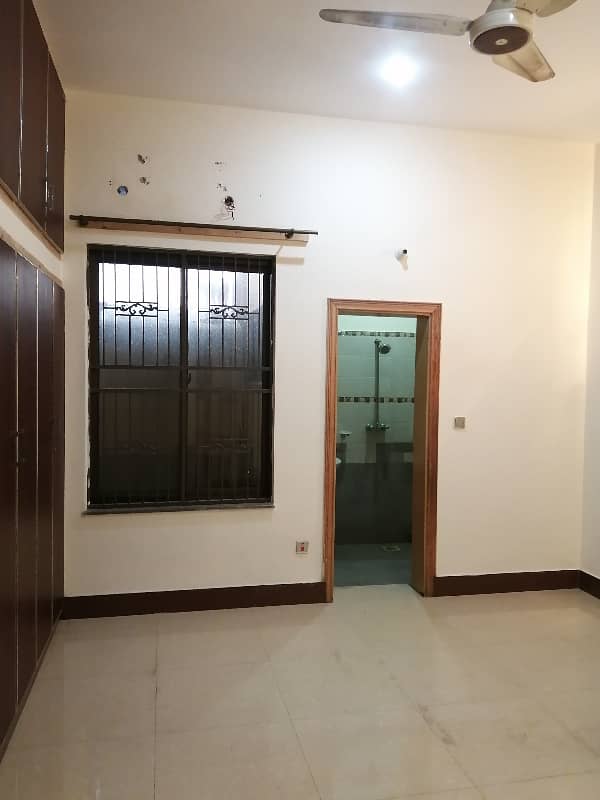 5 Marla lower portion for rent in j3 block Johar town Lahore 0