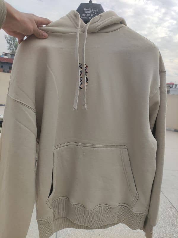 Imported Hoodie olx par pic ki quality kharab han 4