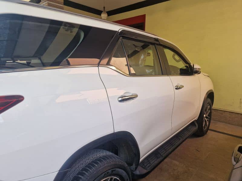 Toyota Fortuner 2019 7