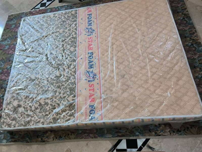 medicated queen bed mattress(available in perfect condition) 1