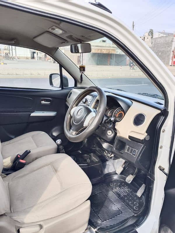 Suzuki Wagon R 2014 9