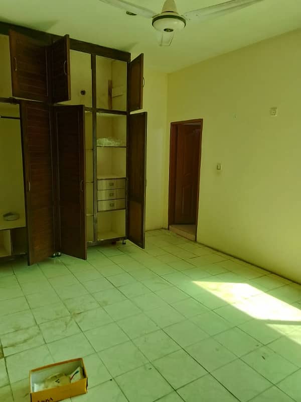 Upper portion for rent Gulraiz 3 Rawalpindi 0