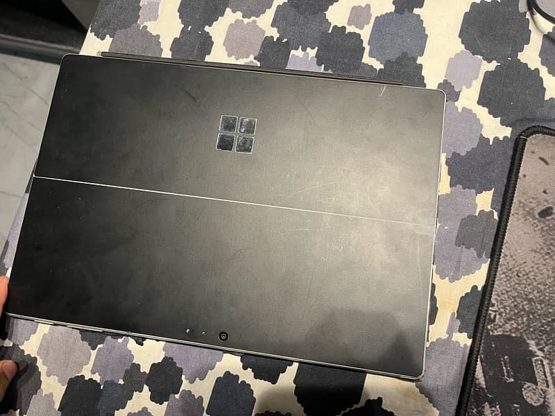 Surface pro ( with microsoft pen ) 3