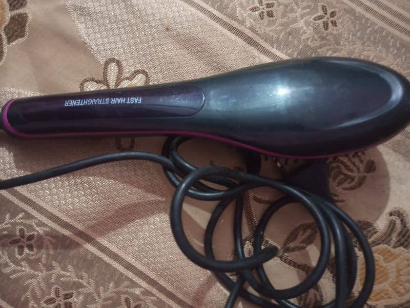 hair straightener brush 1