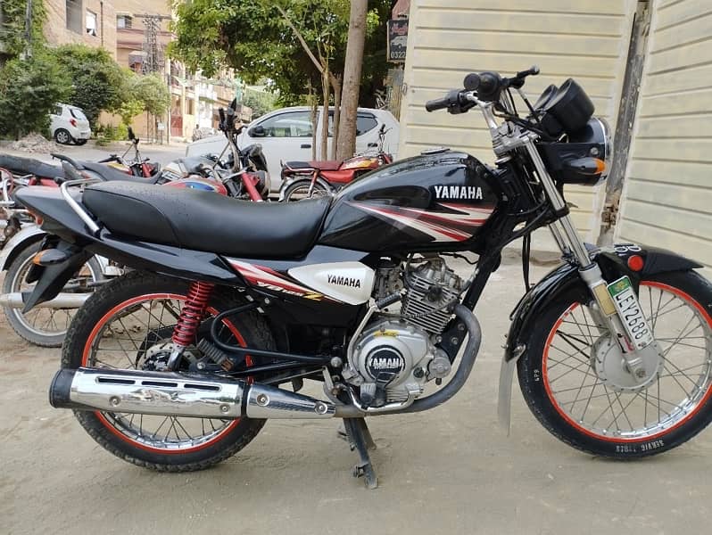 Yamaha YB 125Z 1