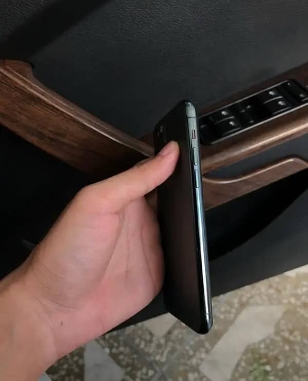 iPhone 11 Pro urgent sale 3