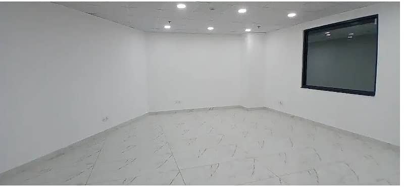 Area 550 square Feet Brand New Corporation Office Available For Rent in Main Boulevard Road Gulberg 3 Lahore 2