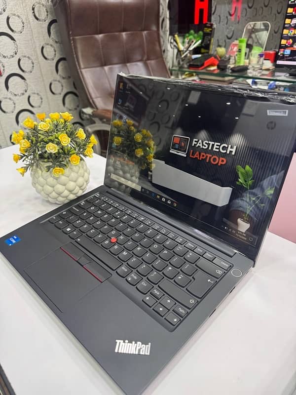 Lenovo Thinkpad E14 6