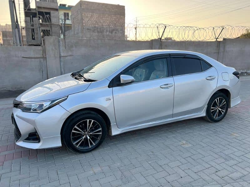 Toyota Corolla Altis 2018 Automatic 3