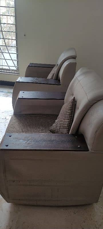 5 seater sofa in good condition . 8