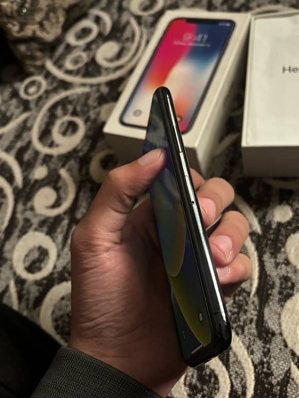 iphone x pta approved with box 3