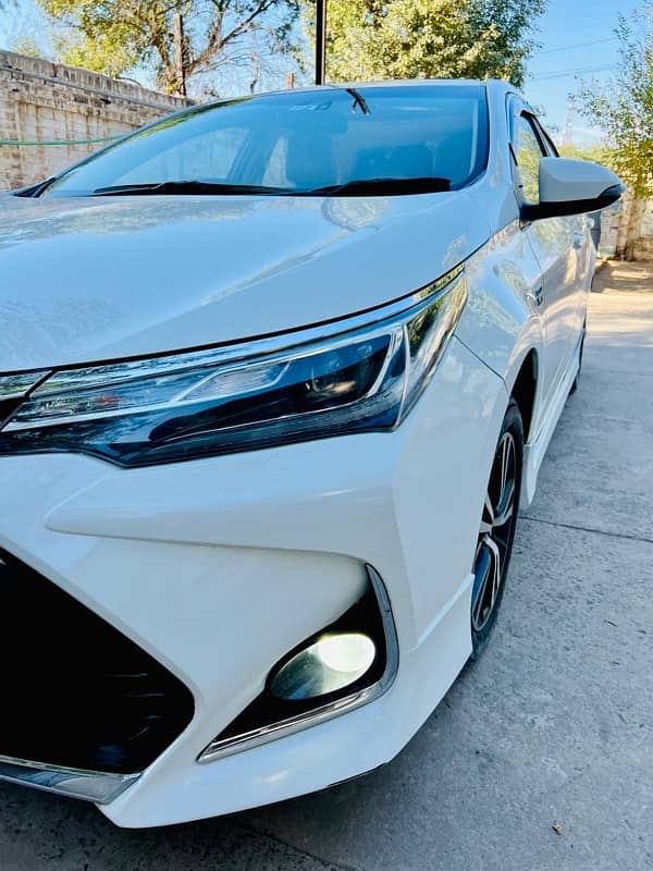 Toyota Altis Grande 2019 3