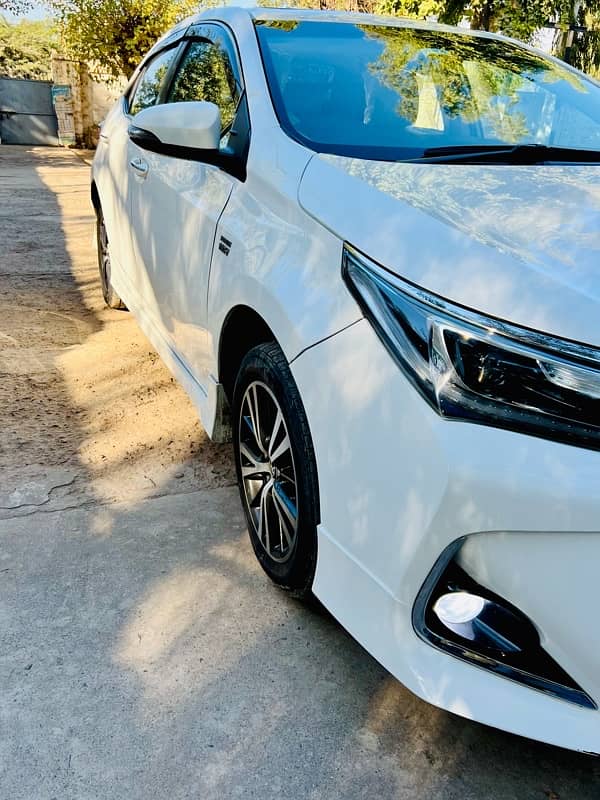 Toyota Altis Grande 2019 4