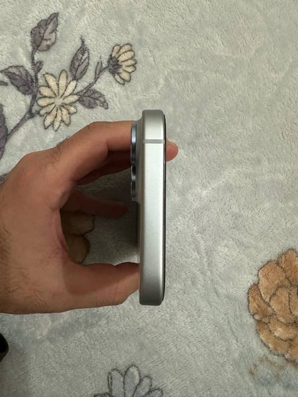 iphone 15, Blue, 128GB [Non PTA] plysical sim + esim 5