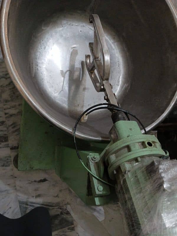 large size 50kg dove mixer with motor 2