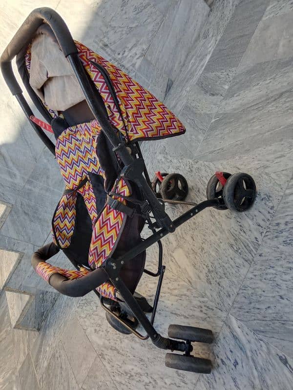 imported Baby pram slightly used 4