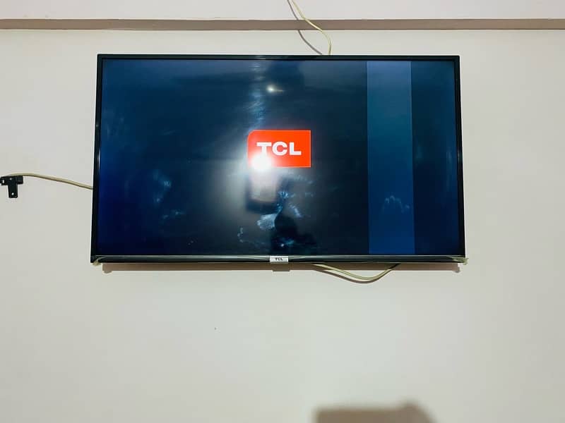 Tcl 40 inch LED 2