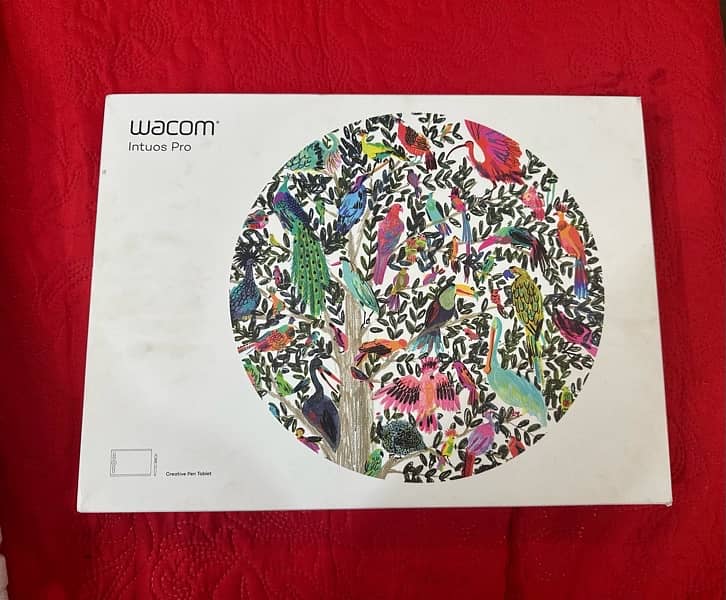 Wacom Intuos Pro Medium Drawing Tablet 2