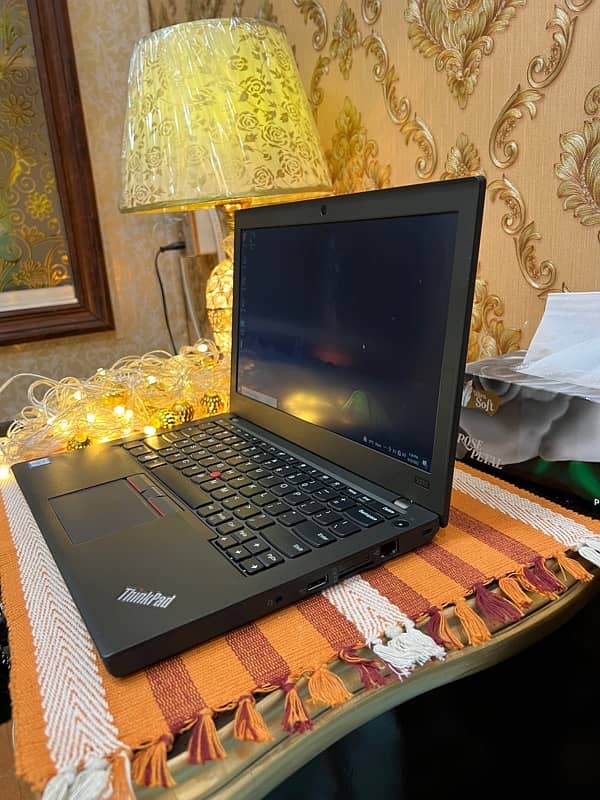 Lenovo Thinkpad X260 3