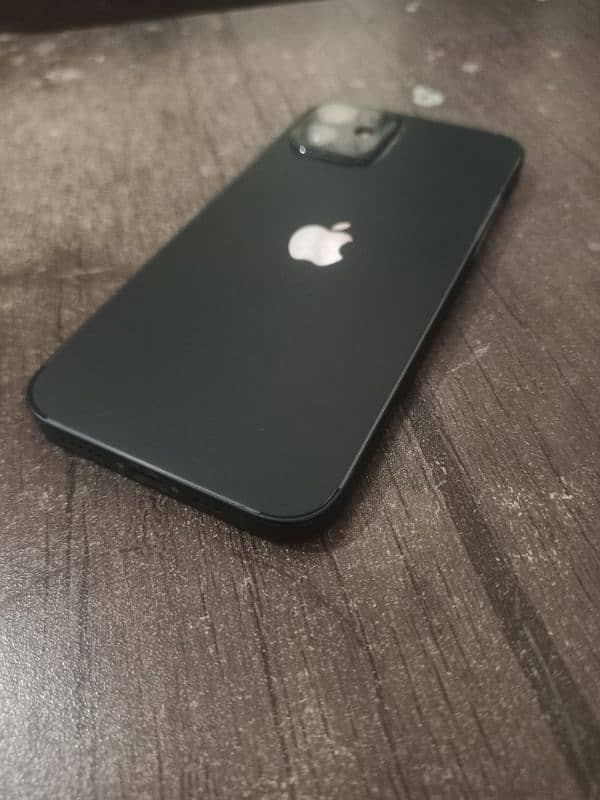 I phone 12  /64 gb non pta 2