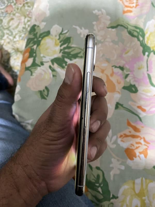 I phone Xs 256 Gb Non PTA 5