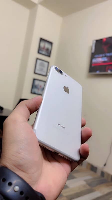 iphone 7plus Pta approved 128Gb 0