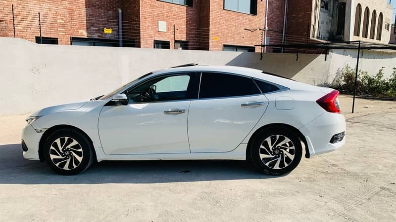 Honda Civic X 1.8 VTi Oriel UG 2017 5