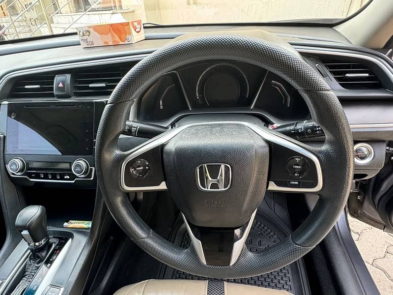 Honda Civic Oriel 2019 9