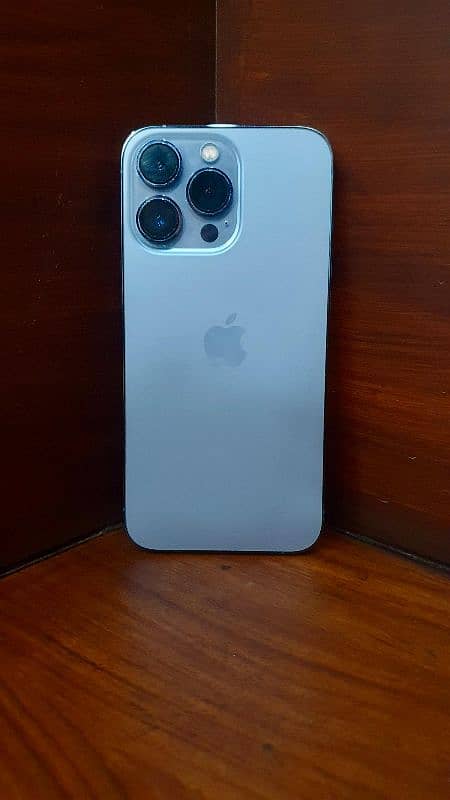 iPhone 13pro 256gb non PTA factory unlocked A+ condition 0