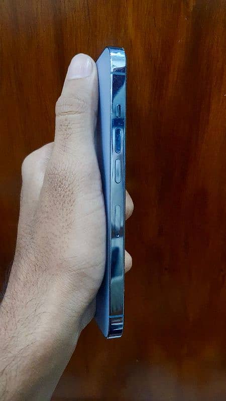 iPhone 13pro 256gb non PTA factory unlocked A+ condition 2