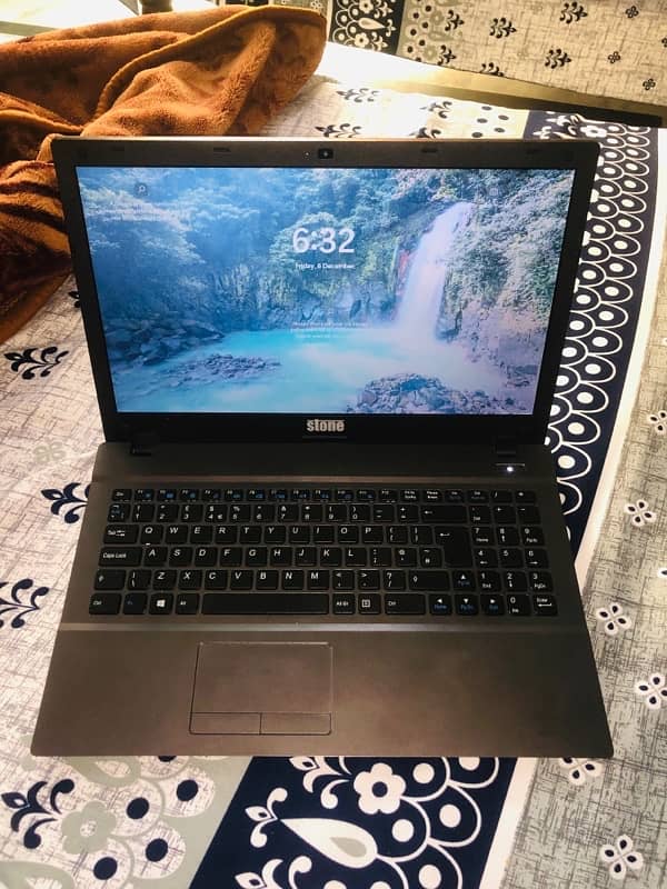 4th Generation Stone Laptop 8GB Ram 4