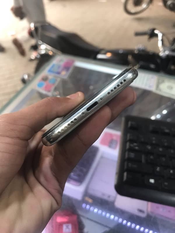 iPhone X bypass 4