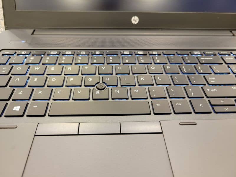 HP ZBook 15 G4 11