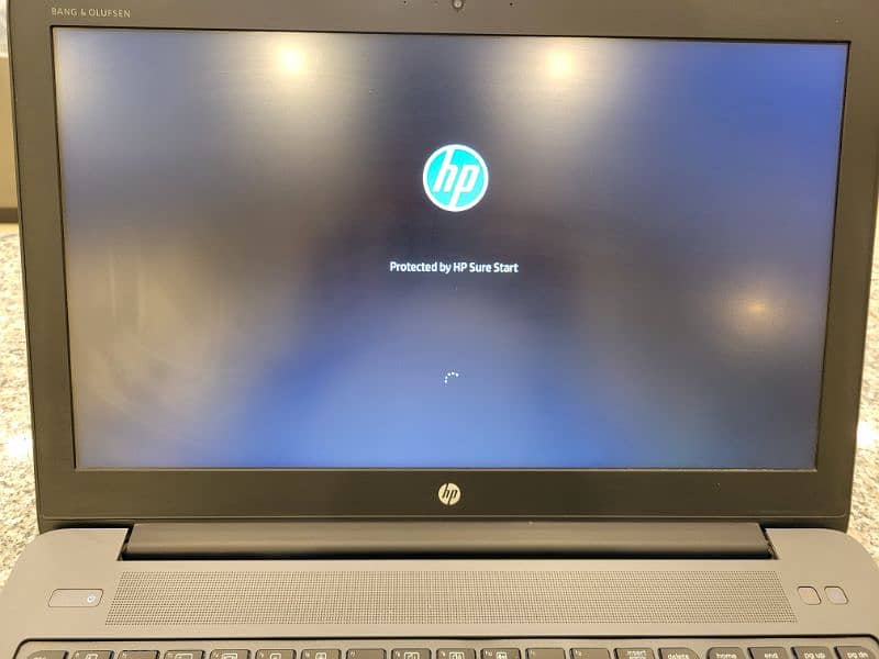 HP ZBook 15 G4 12