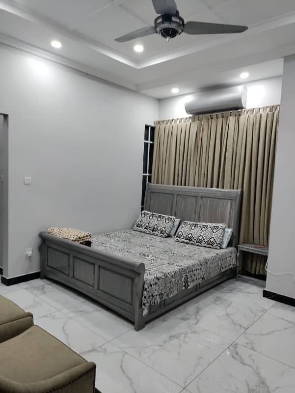 E 11/2 fully furnished flat per day rent 13000 avable 1